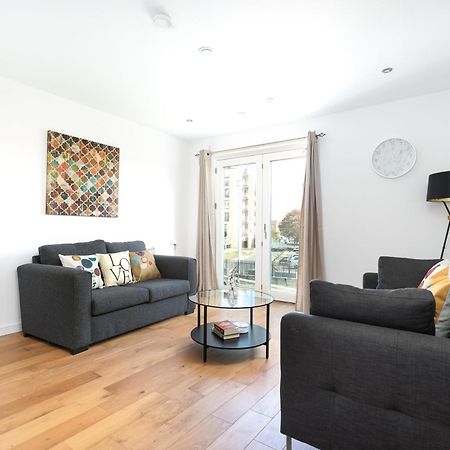 Skyvillion - Olympic View London Stratford Apartment Esterno foto