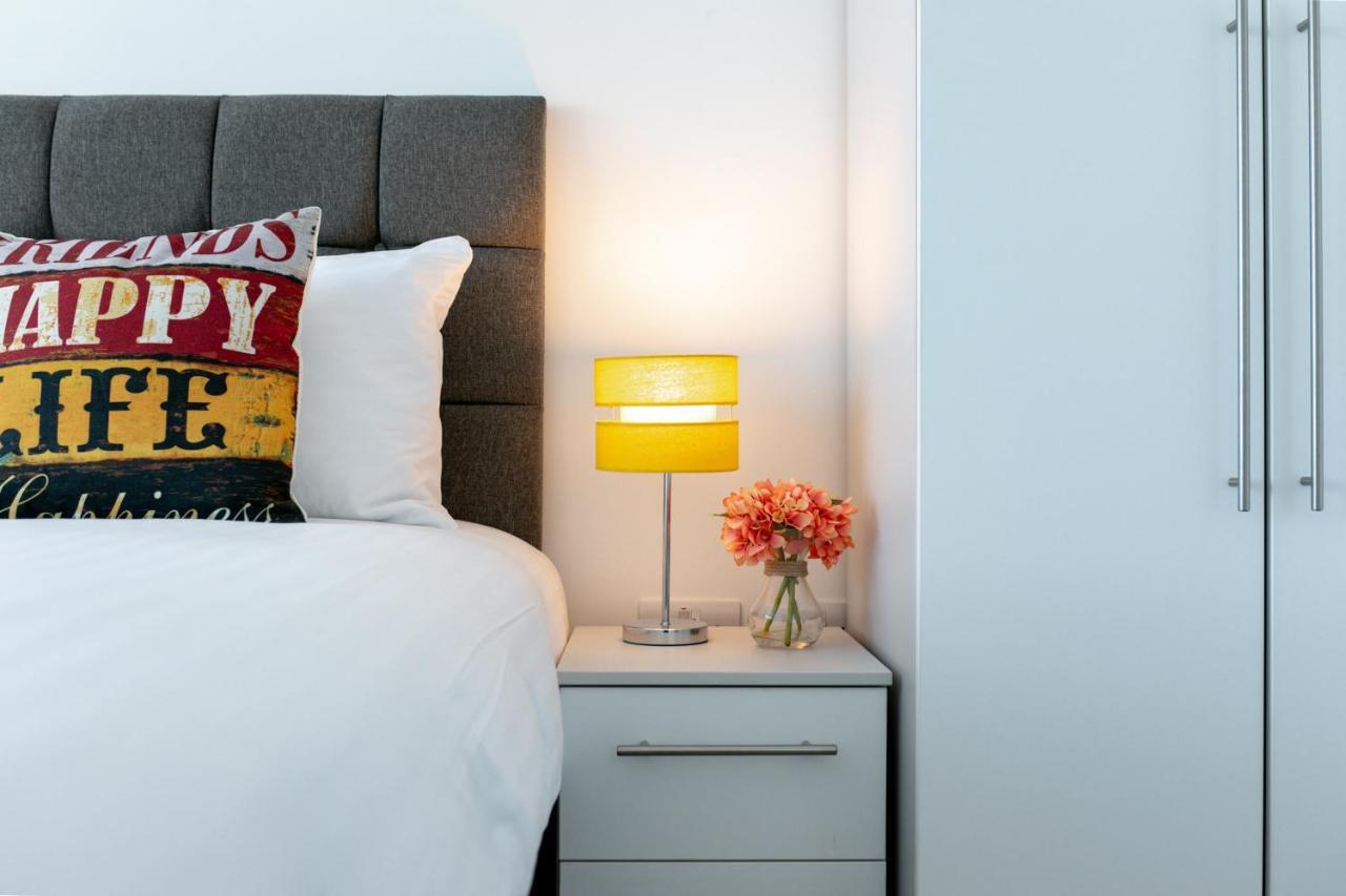 Skyvillion - Olympic View London Stratford Apartment Esterno foto