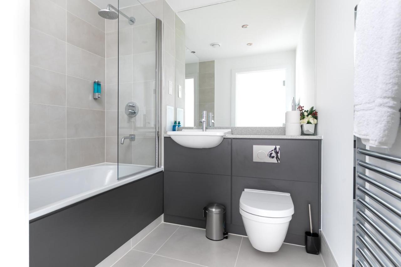 Skyvillion - Olympic View London Stratford Apartment Esterno foto