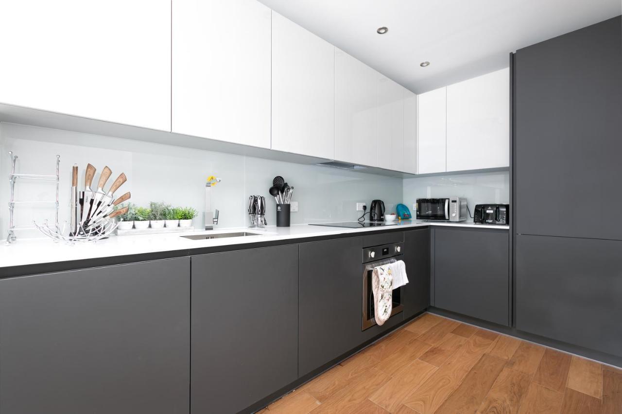Skyvillion - Olympic View London Stratford Apartment Esterno foto