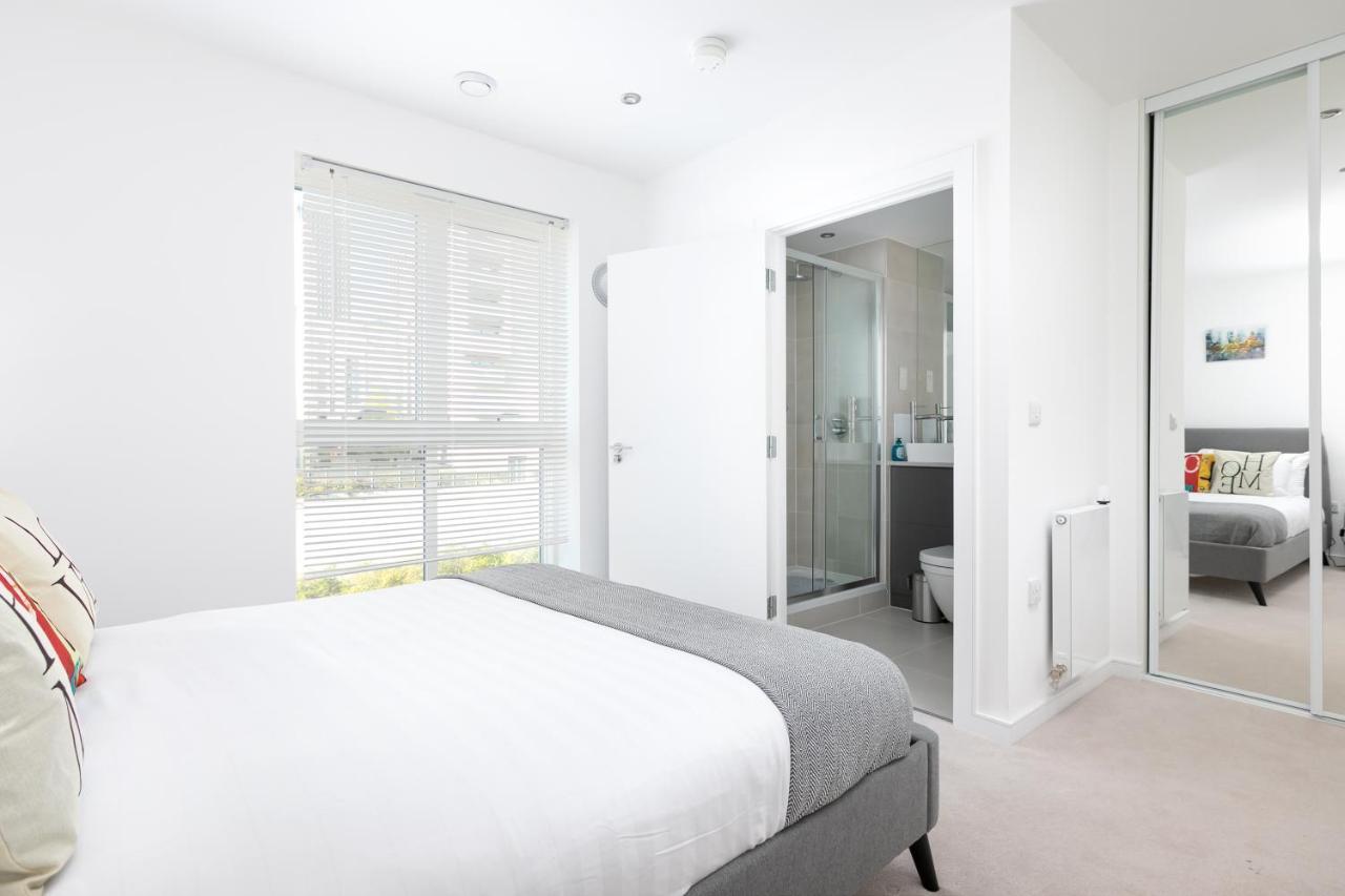Skyvillion - Olympic View London Stratford Apartment Esterno foto