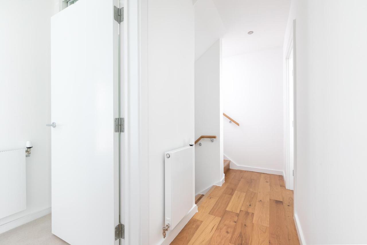 Skyvillion - Olympic View London Stratford Apartment Esterno foto