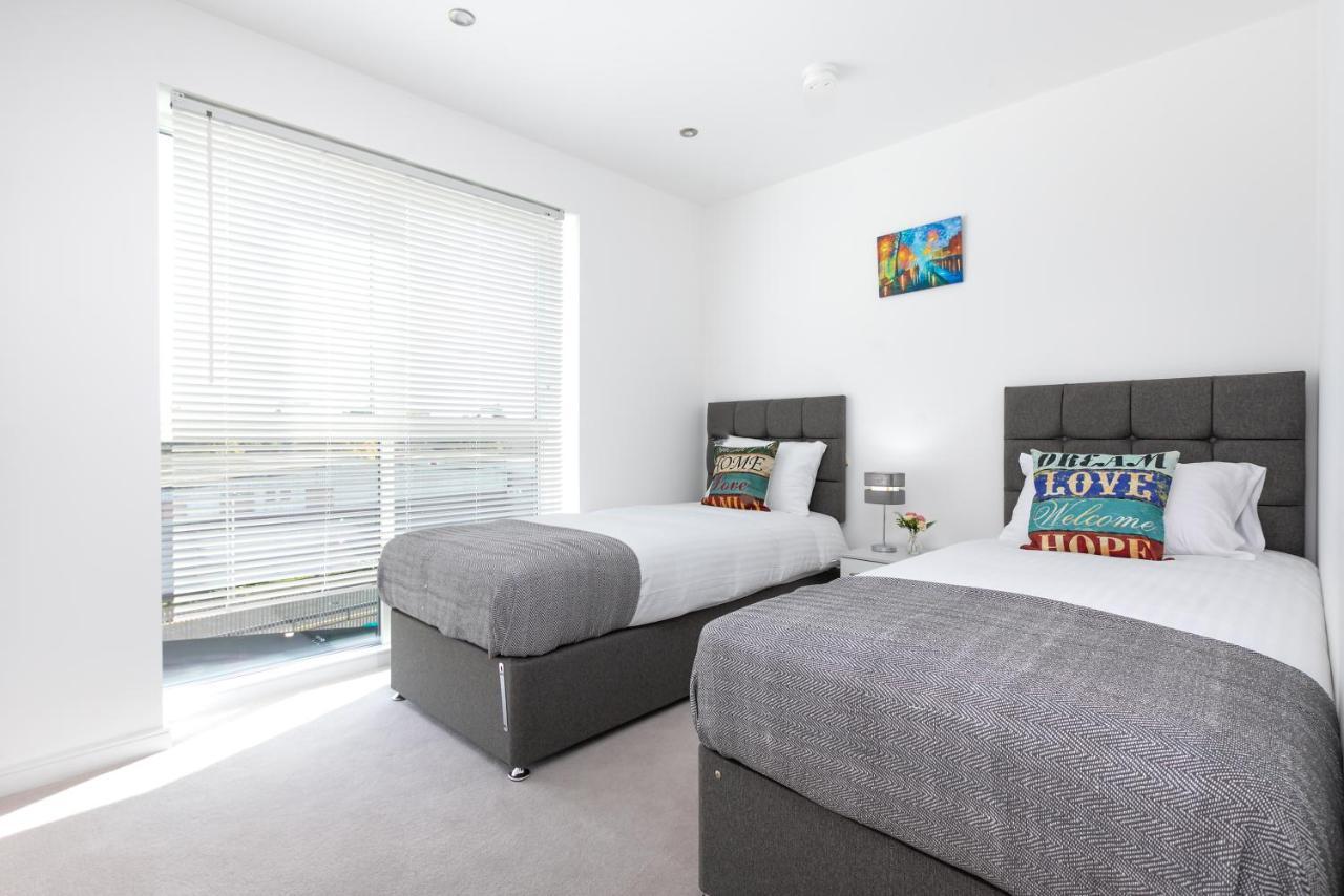 Skyvillion - Olympic View London Stratford Apartment Esterno foto